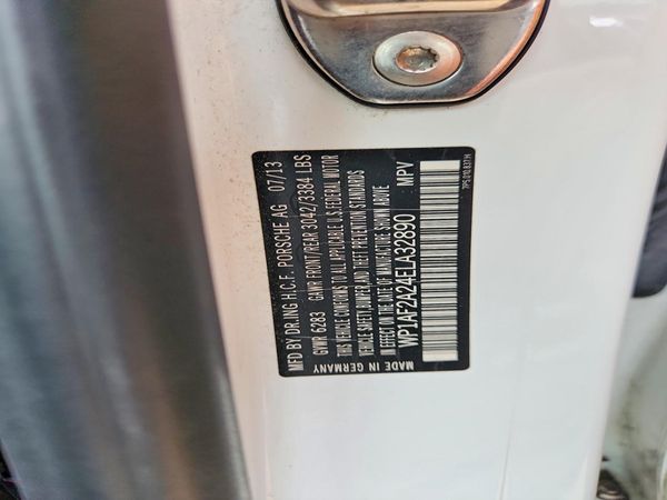 2014 PORSCHE CAYENNE