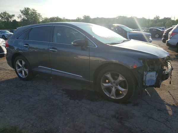 2015 TOYOTA VENZA XLE