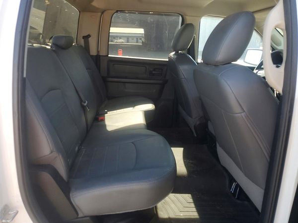 2018 DODGE RAM ST