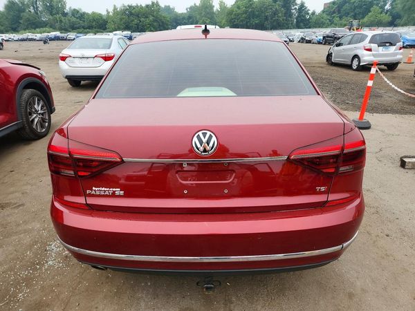 2018 VOLKSWAGEN PASSAT SE, SE w/ Technology
