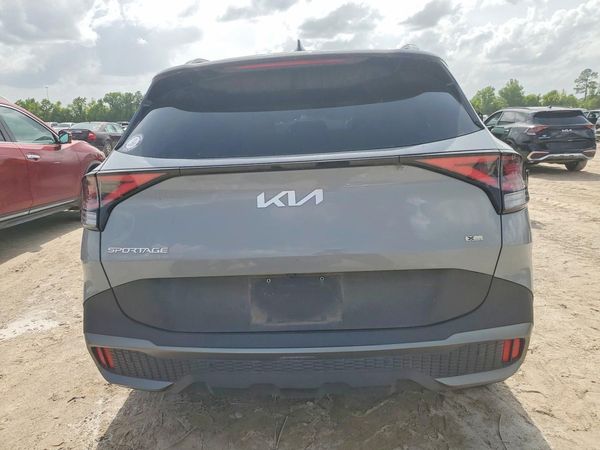 2023 KIA SPORTAGE X-LINE