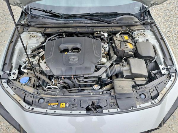 2025 MAZDA 3 Select Sport Package