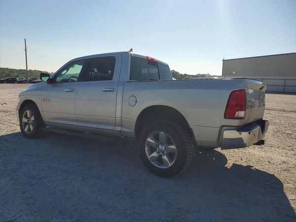 2018 RAM 1500 SLT