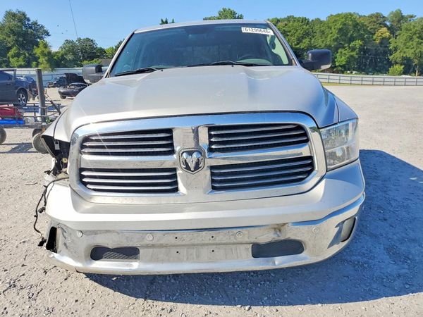 2018 RAM 1500 SLT