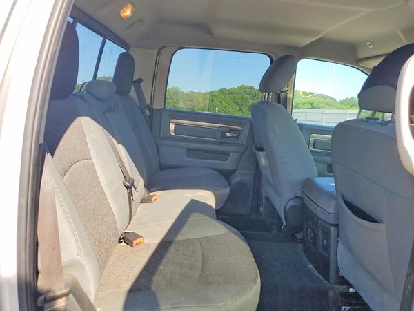 2018 RAM 1500 SLT