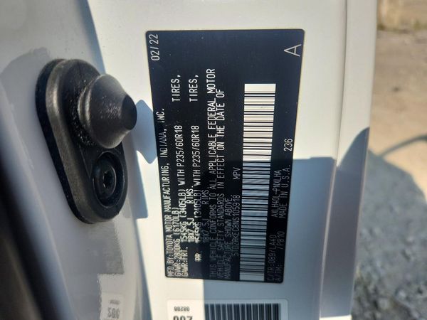 2022 TOYOTA SIENNA Limited