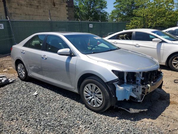 2012 TOYOTA CAMRY — Passenger 3/4