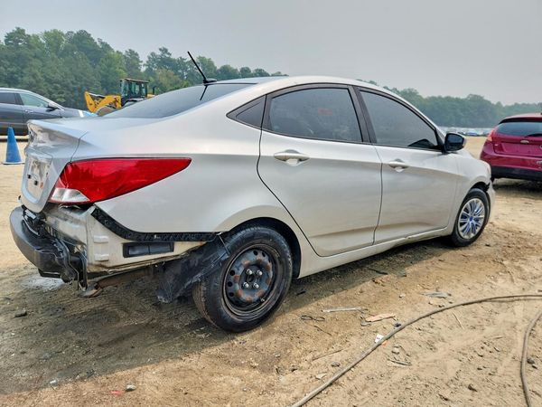 2016 HYUNDAI ACCENT