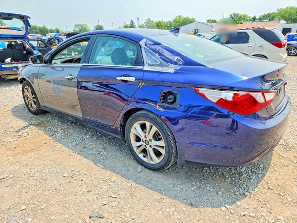 2013 HYUNDAI SONATA