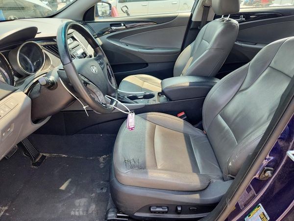2013 HYUNDAI SONATA