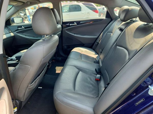 2013 HYUNDAI SONATA