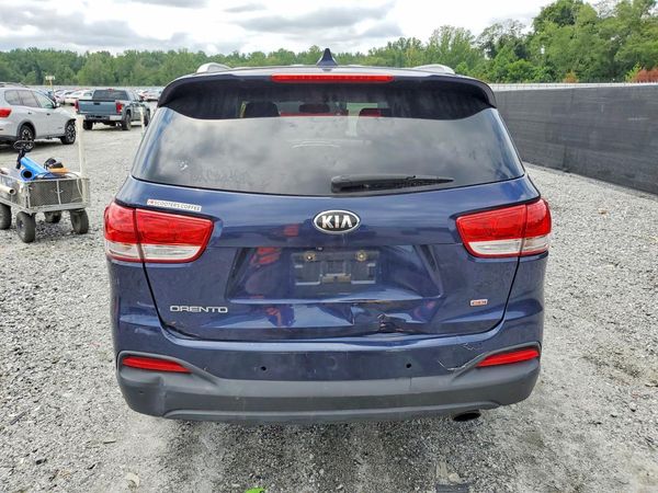 2016 KIA SORENTO L / LX