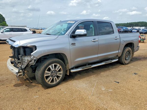 2019 TOYOTA TUNDRA
