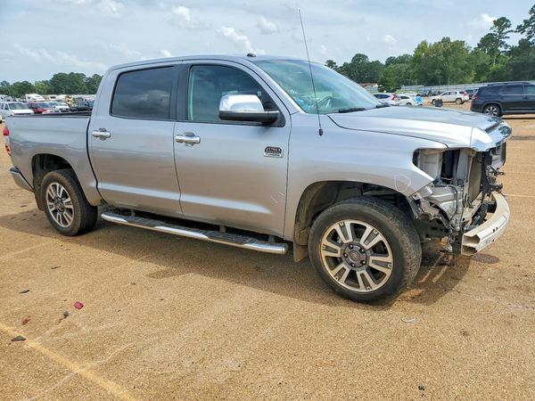 2019 TOYOTA TUNDRA Platinum Grade
