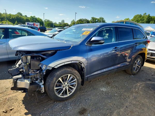 2019 TOYOTA HIGHLANDER — DSFA — Front 3/4