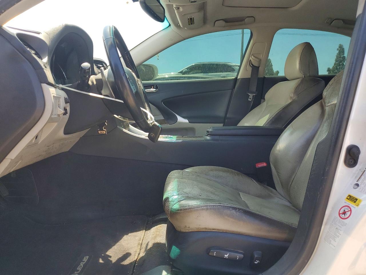 2011 LEXUS IS 250C