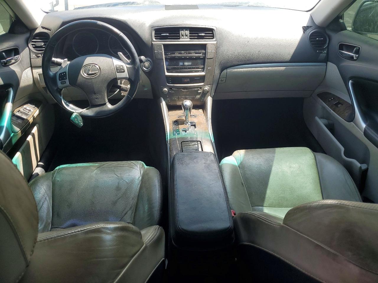 2011 LEXUS IS 250C
