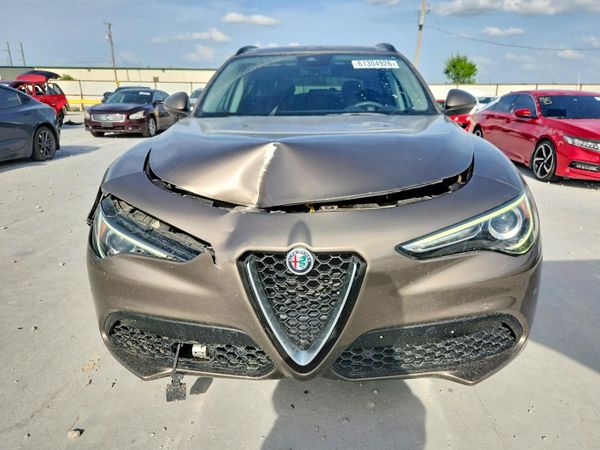 2019 ALFA ROMEO STELVIO