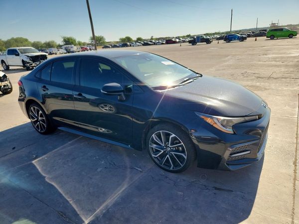 2022 TOYOTA COROLLA SE