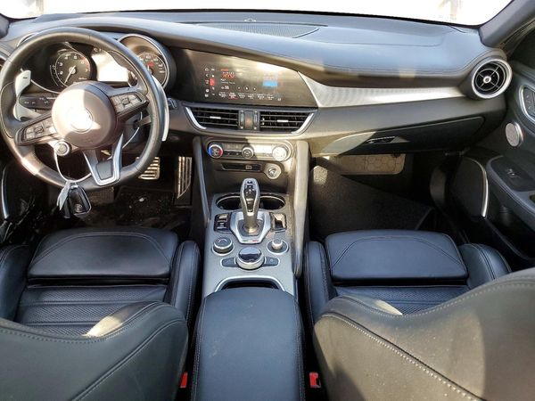 2023 ALFA ROMEO GIULIA TI RWD