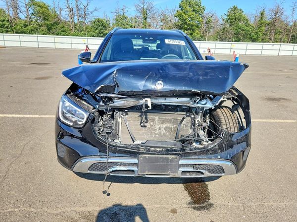 2021 MERCEDES-BENZ GLC GLC300-4M