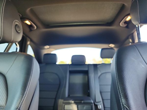 2021 MERCEDES-BENZ GLC GLC300-4M