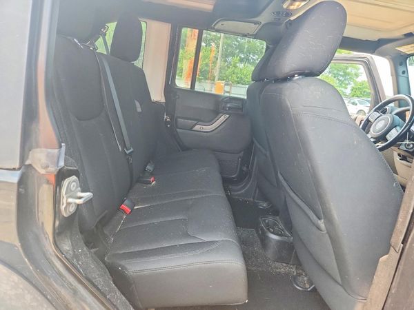 2015 JEEP WRANGLER UNLIMITED SPORT 4X4