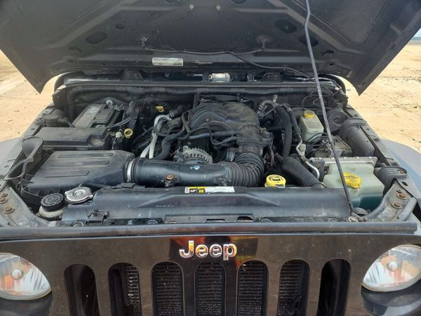 2015 JEEP WRANGLER UNLIMITED SPORT 4X4
