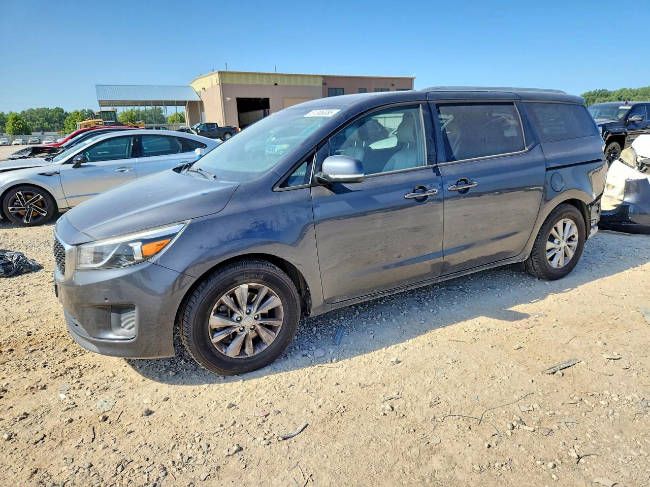 2017 KIA SEDONA LX