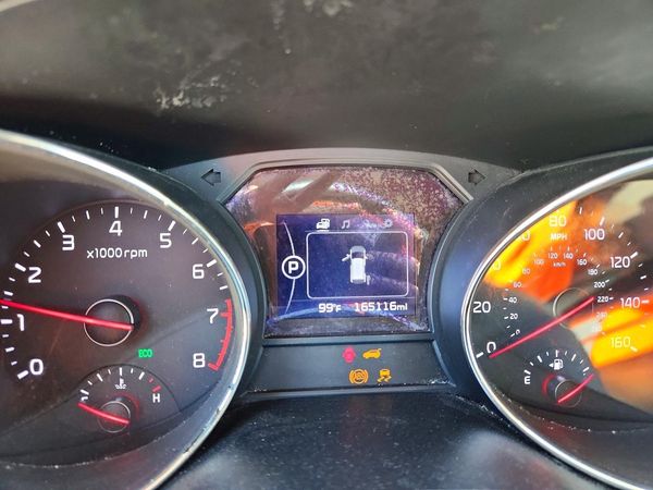 2017 KIA SEDONA LX