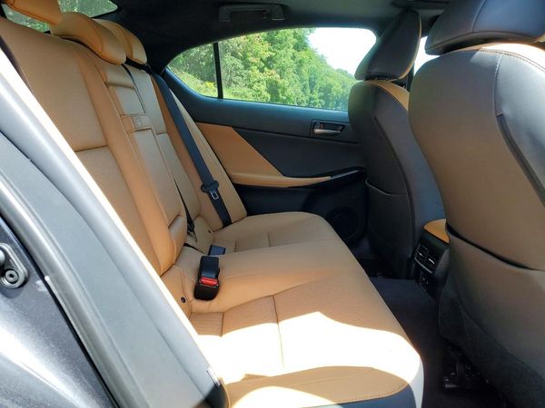 2026 LEXUS IS 350
