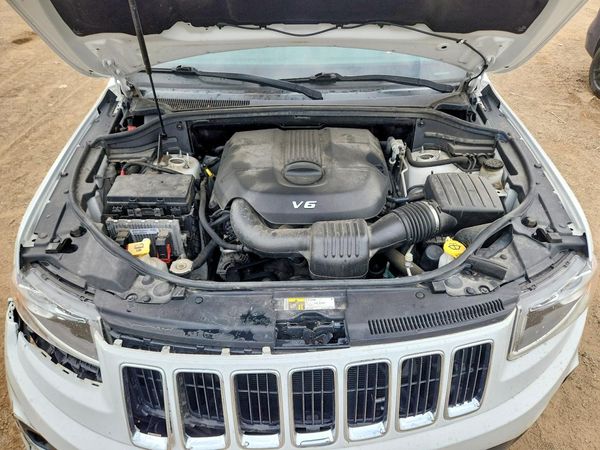2015 JEEP GRAND CHEROKEE LAREDO 4X4