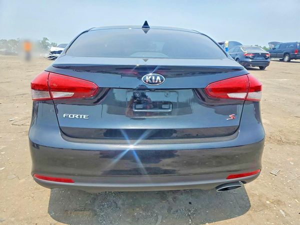 2018 KIA FORTE LX Pop,S,EX