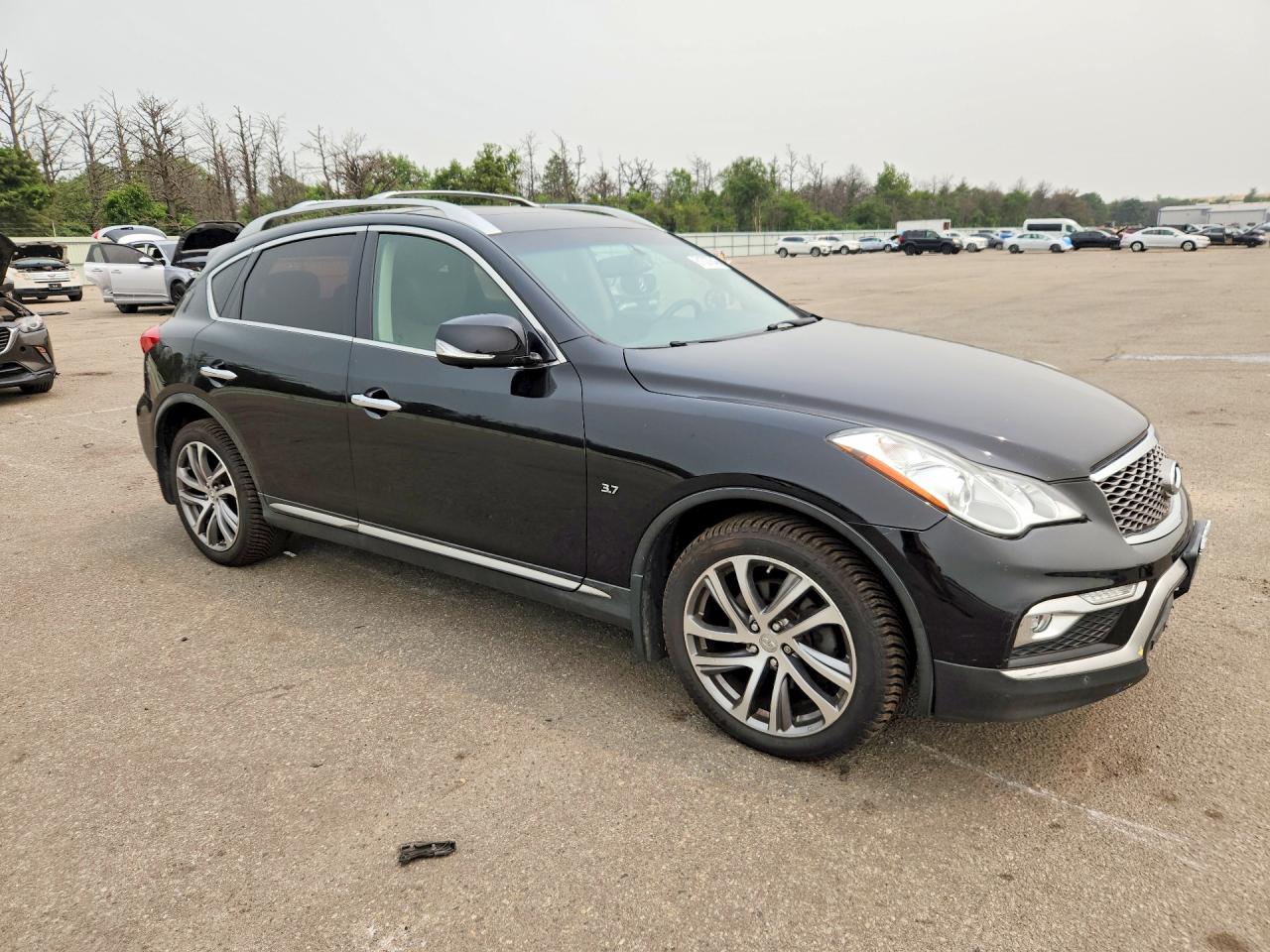 2016 INFINITI QX50