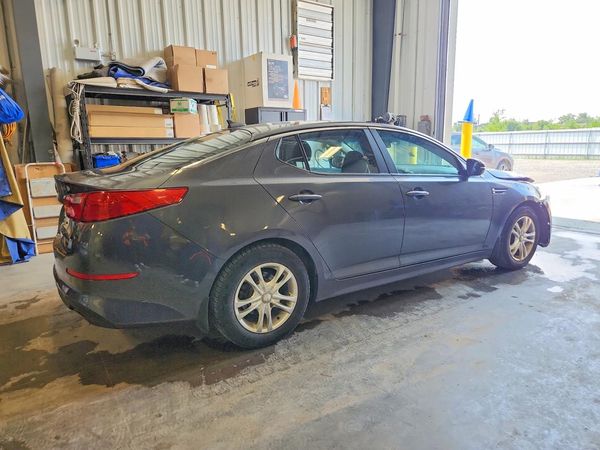2015 KIA OPTIMA GL - Middle-low
