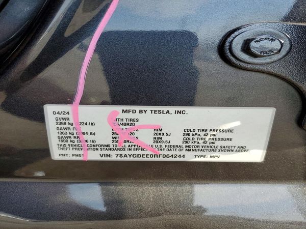 2024 TESLA MODEL Y