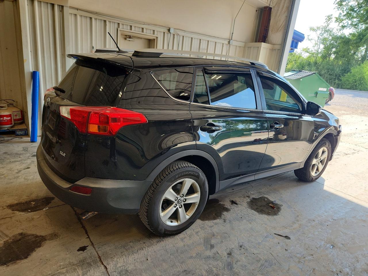 2015 TOYOTA RAV4 XLE (M Grade)