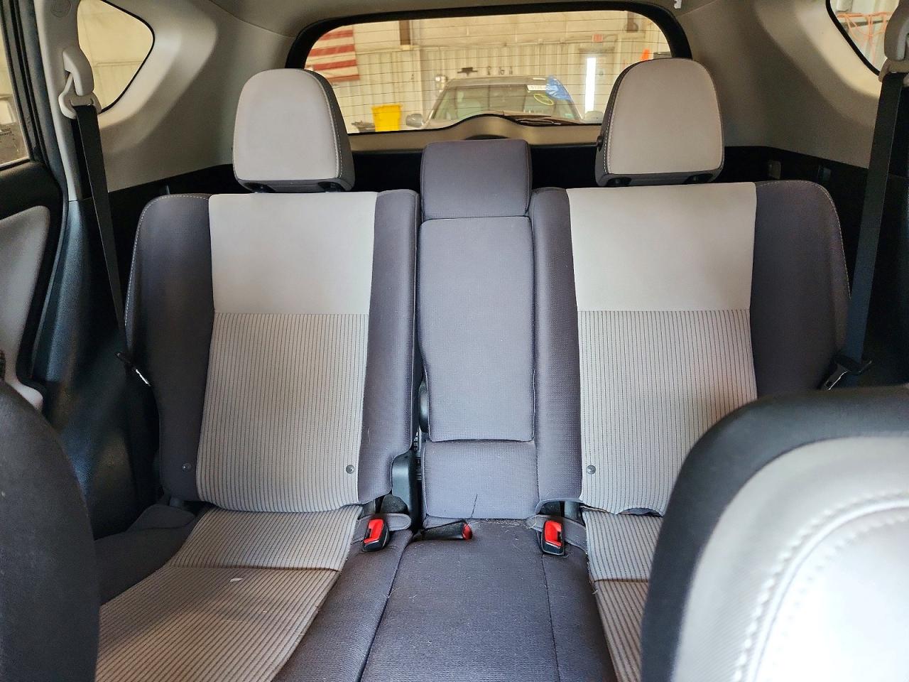 2015 TOYOTA RAV4 XLE (M Grade)