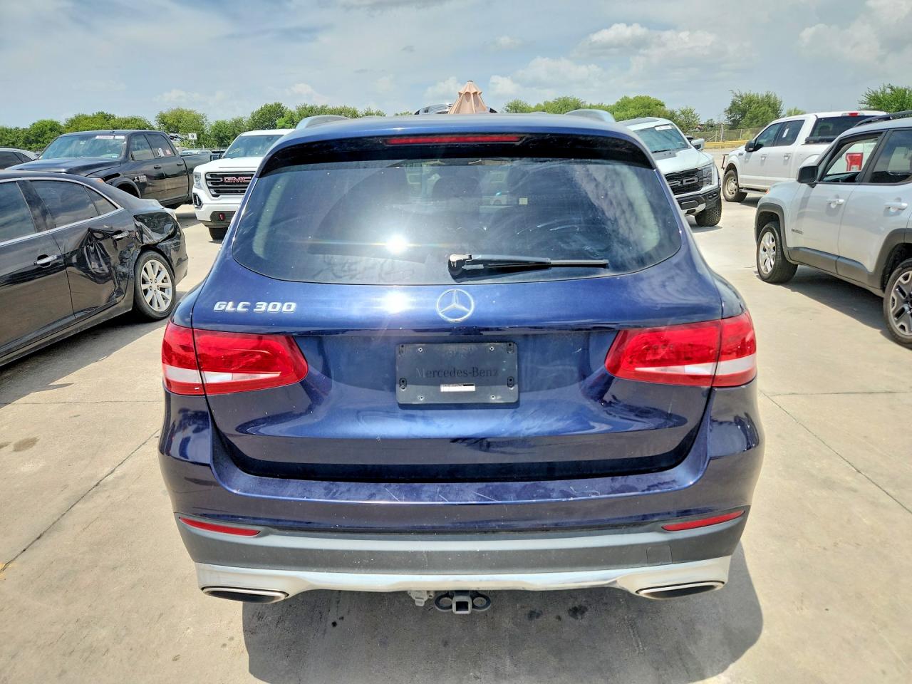 2016 MERCEDES-BENZ GLC GLC300
