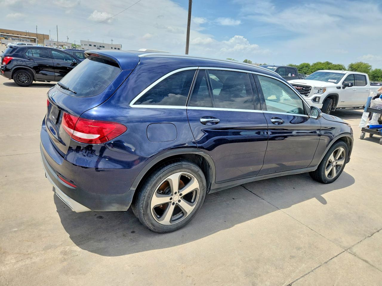 2016 MERCEDES-BENZ GLC GLC300