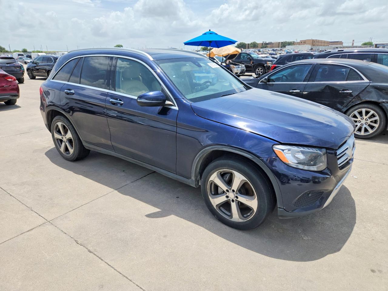 2016 MERCEDES-BENZ GLC GLC300