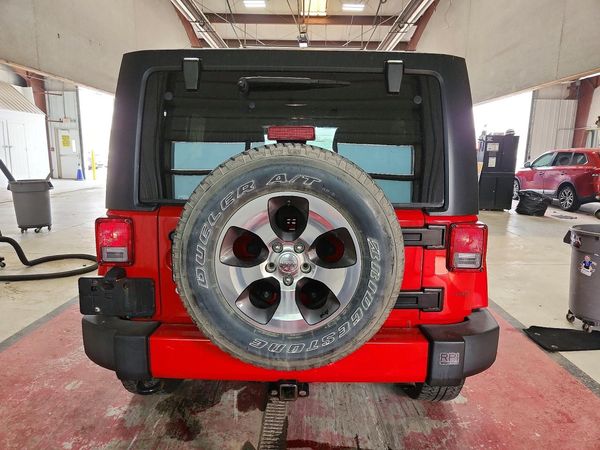 2017 JEEP WRANGLER UNLIMITED SAHARA 4X4