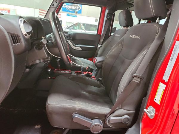 2017 JEEP WRANGLER UNLIMITED SAHARA 4X4