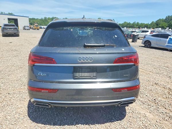 2022 AUDI Q5 E