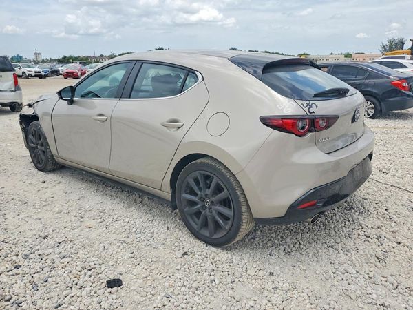 2025 MAZDA 3
