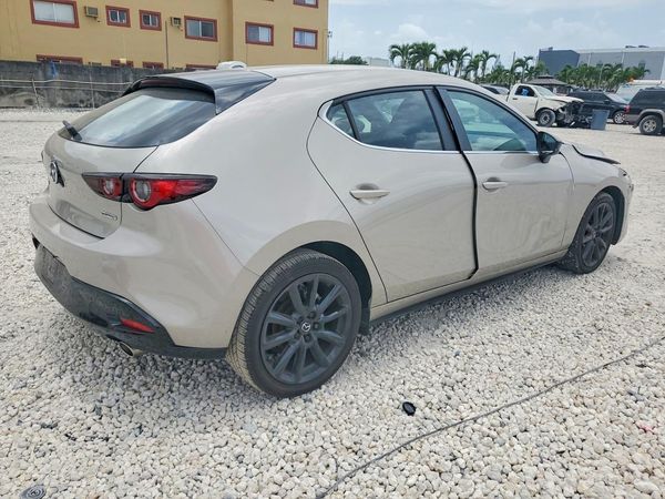 2025 MAZDA 3