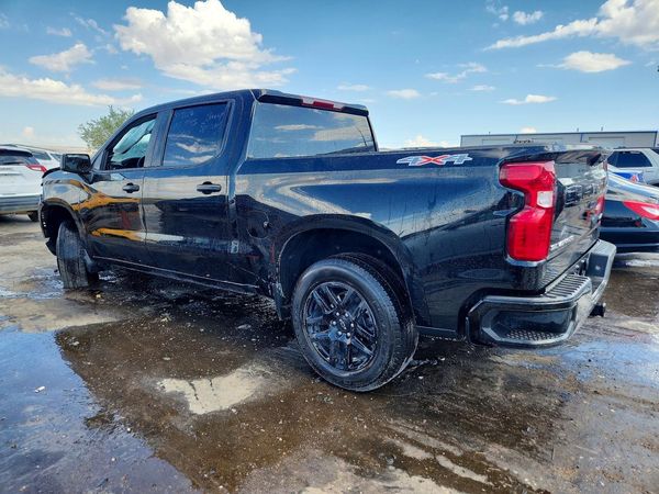 2025 CHEVROLET SILVERADO Custom