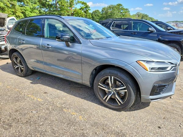 2020 VOLVO XC60 R-Design