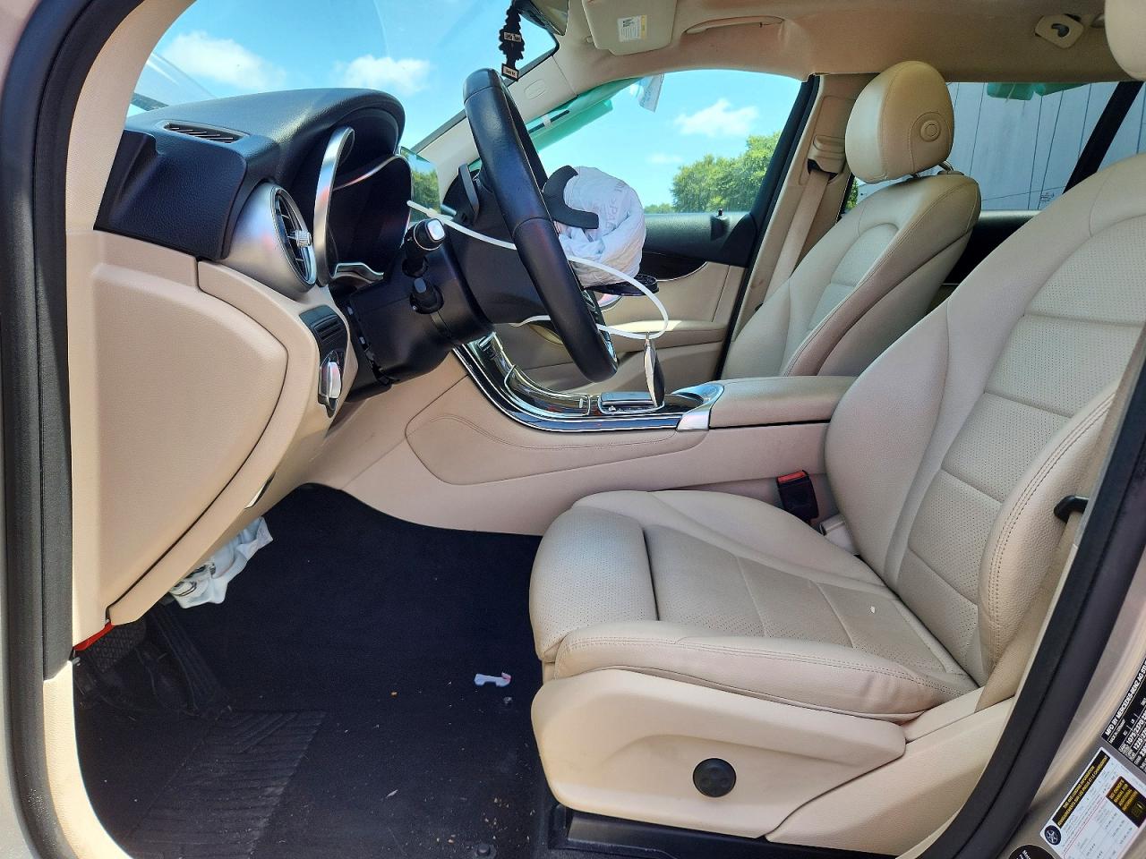 2021 MERCEDES-BENZ GLC GLC300
