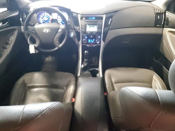2014 HYUNDAI SONATA